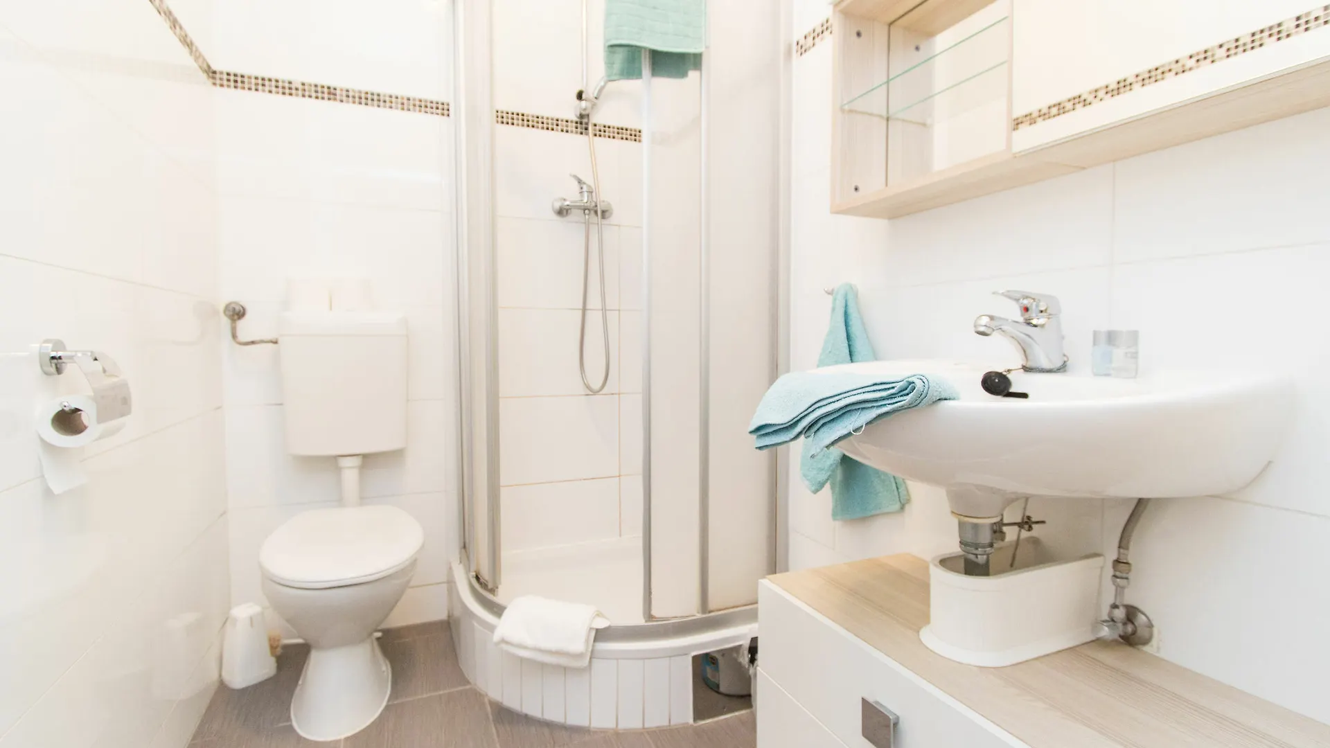 Checkvienna Apartment Huetteldorfer Strasse אוסטריה