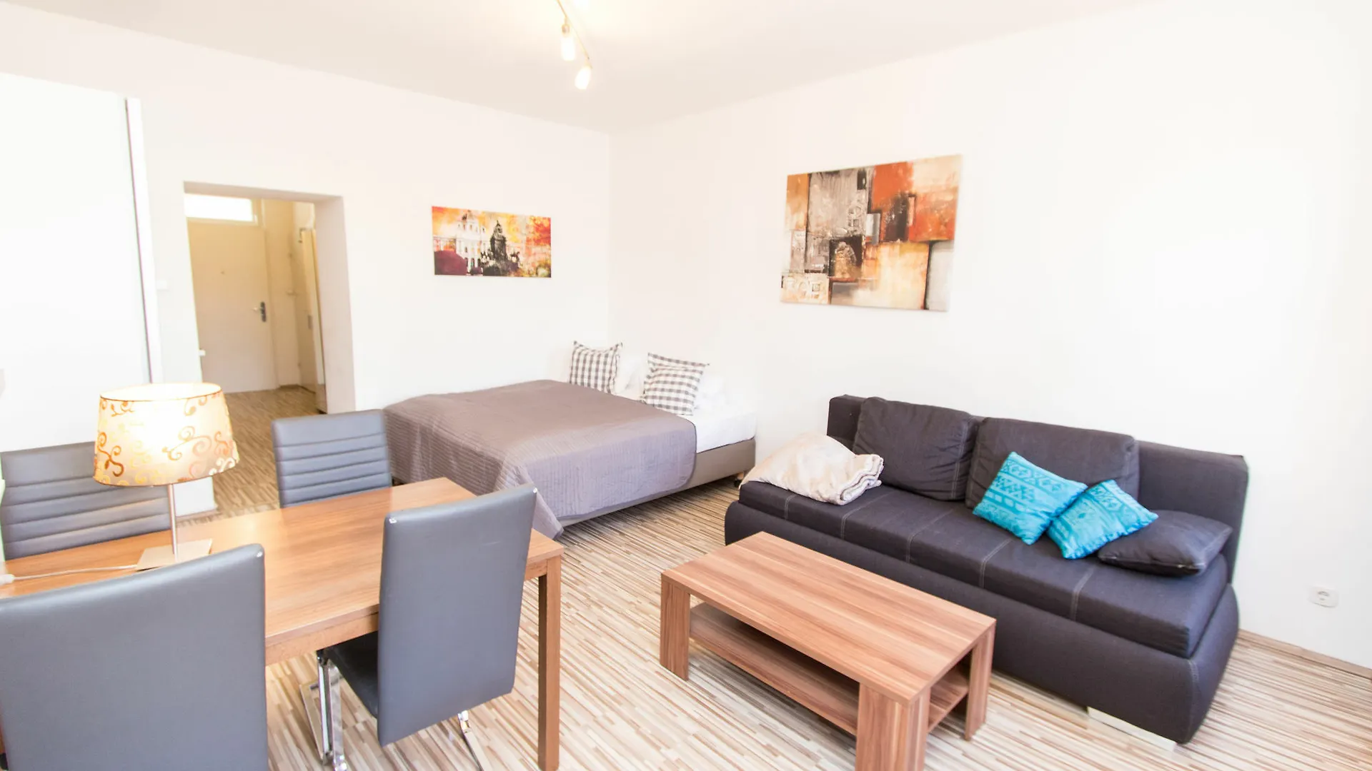 Checkvienna Apartment Huetteldorfer Strasse Austria
