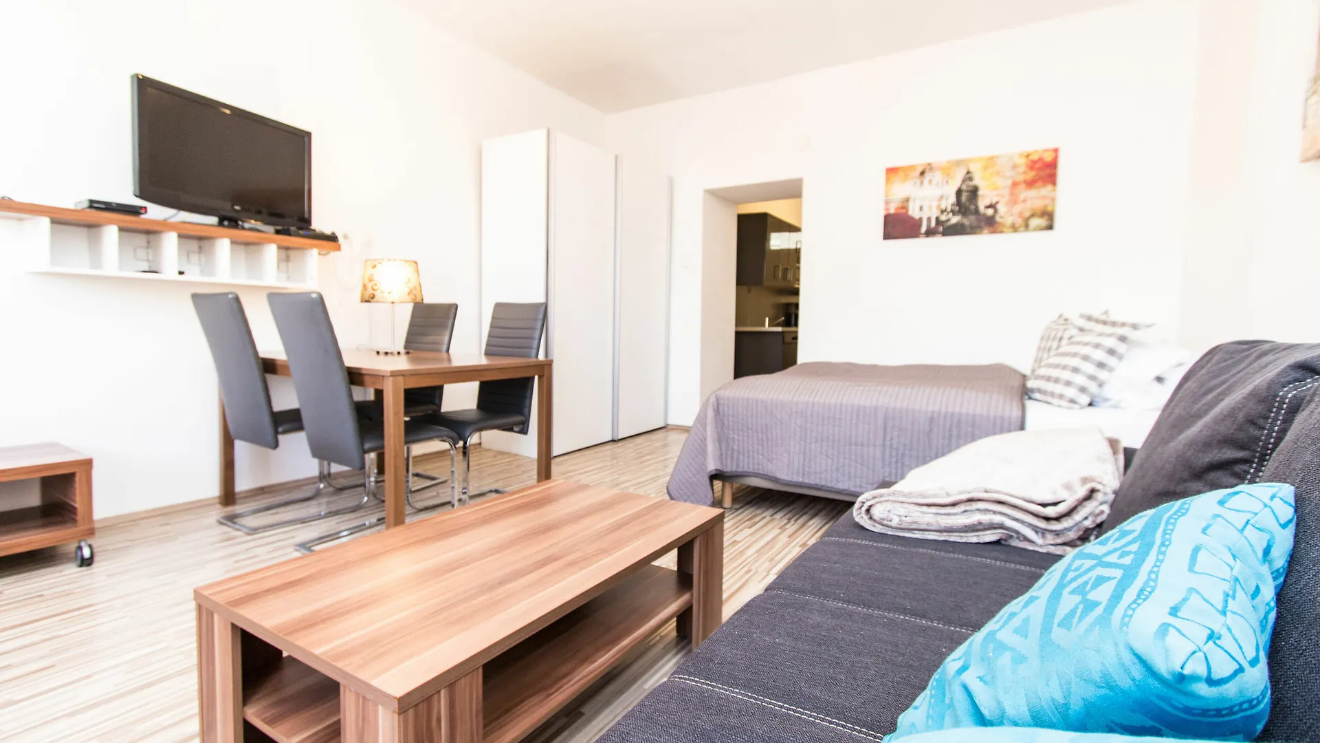 Checkvienna Apartment Huetteldorfer Strasse