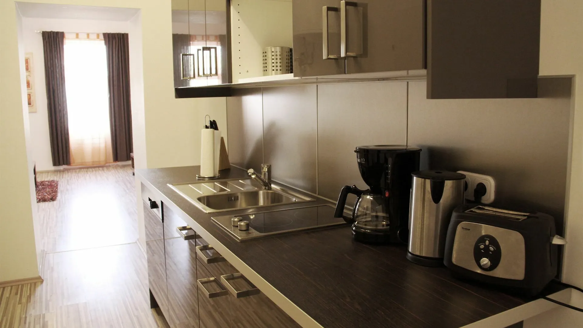 Checkvienna Apartment Huetteldorfer Strasse 0*, Viena Austria